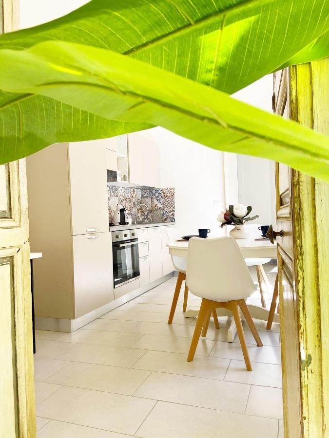 Paggeria Apartment Parma Bagian luar foto