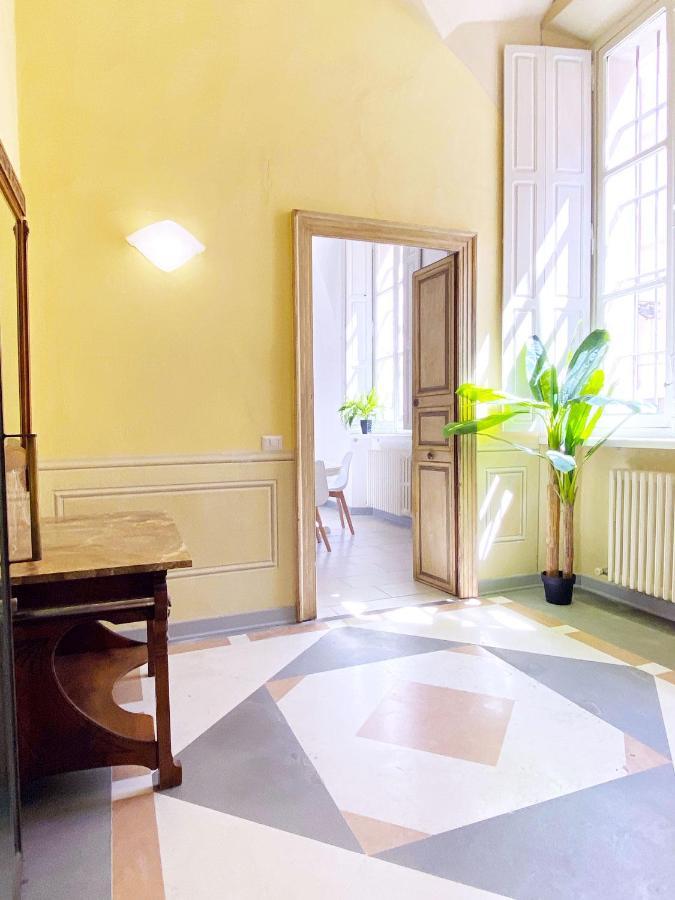 Paggeria Apartment Parma Bagian luar foto