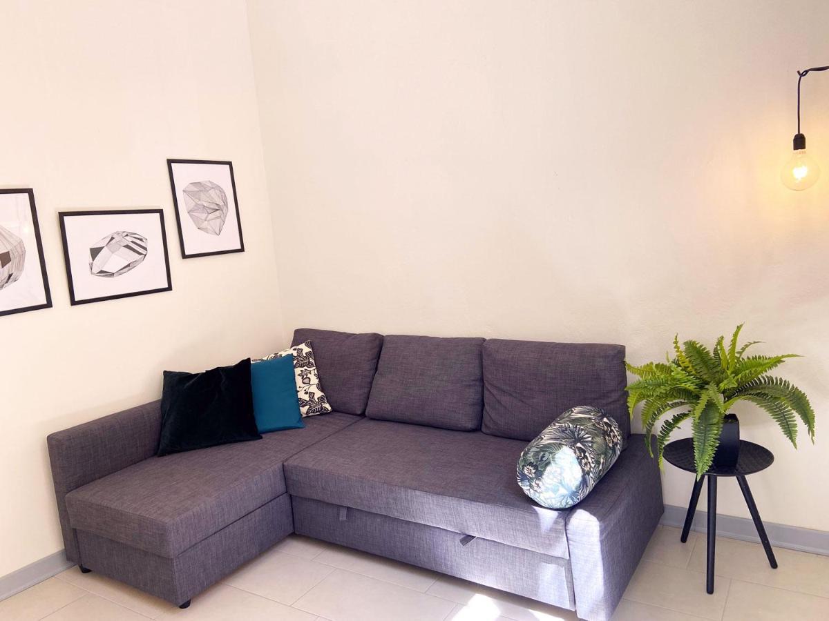 Paggeria Apartment Parma Bagian luar foto