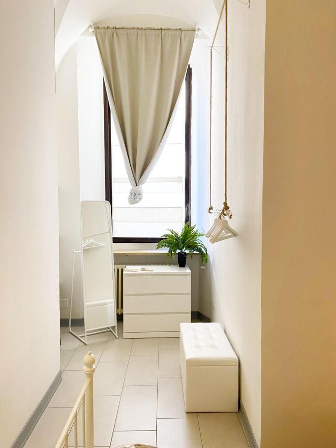 Paggeria Apartment Parma Bagian luar foto